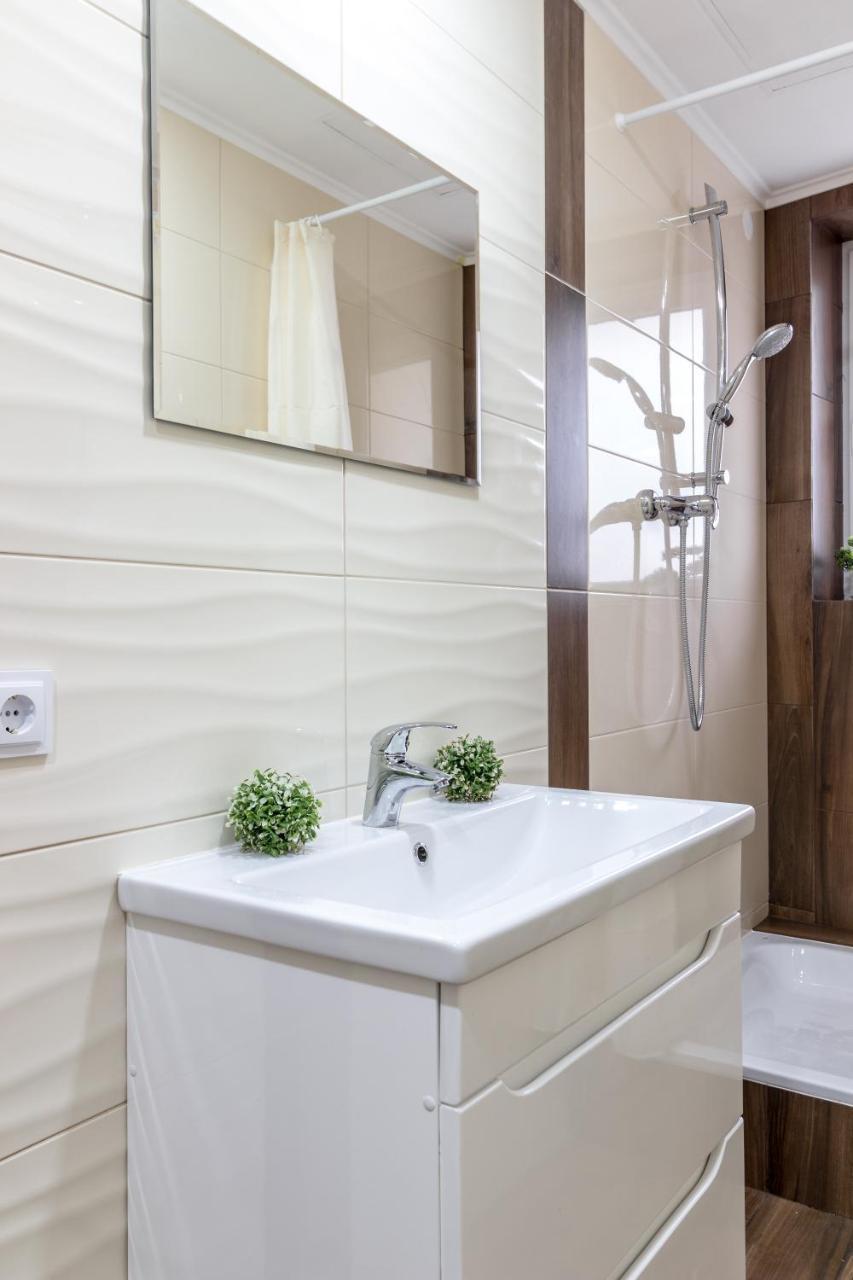 City Center Vip Studio Apartment إلفيف المظهر الخارجي الصورة
